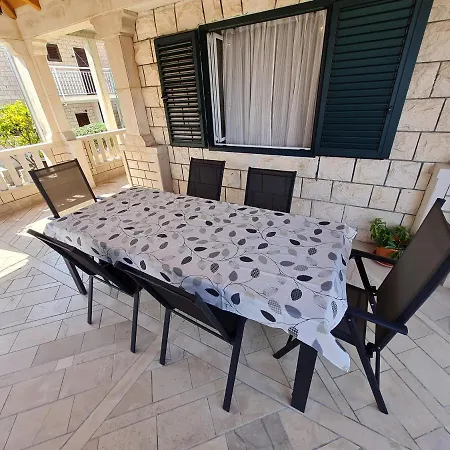 Apartment Porat *